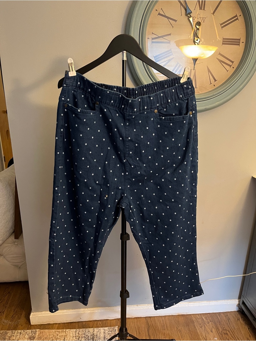 Women’s Navy Polka Dot Capris